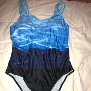 NWOT Two-Tone One Piece Swimsuit